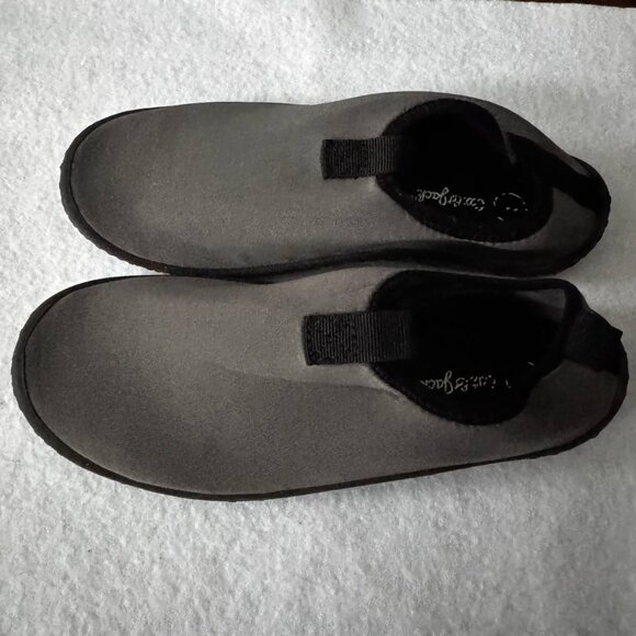 Cat & Jack Unisex Easy Slip On Water Shoes. - Picture 6 of 7